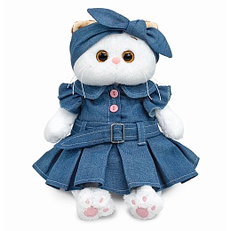 Ли-Ли в платье 